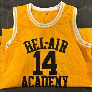 Like new men’s small, fresh prince of Bel AirJersey